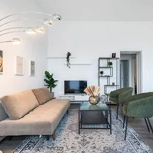 https://city-apartment-homeoffice-und-erholung-vereint.find-berlin-hotels.com